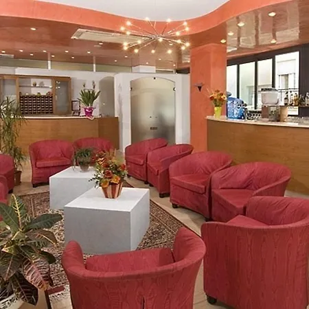 杜塞尔多夫酒店 酒店 里米尼