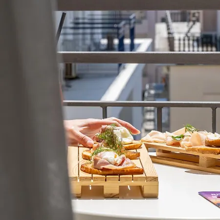 Dusseldorf מלון 3*